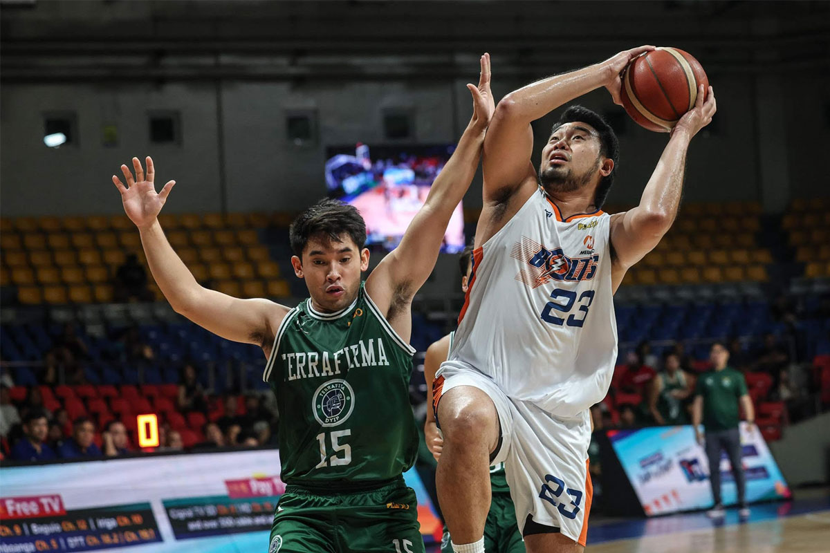 北京U20球员郭嘉璇离世　北京足协感痛心组专家分析训练赛视频.